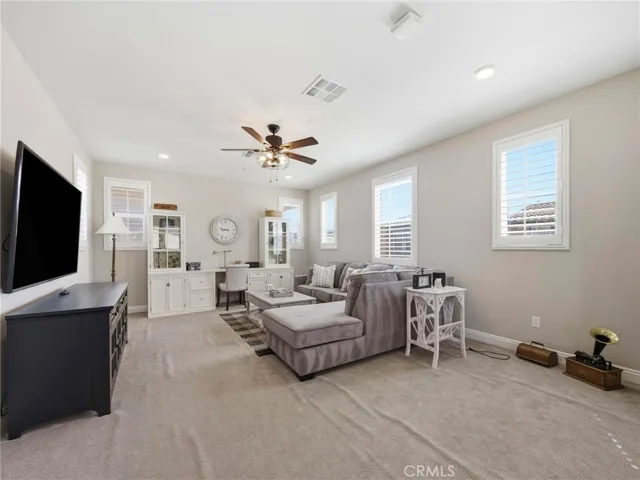 20558 Martingale, Saugus, California 91350