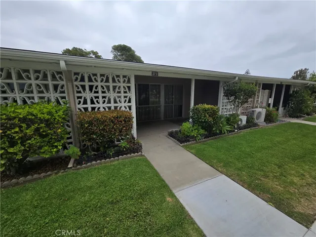 13681 Saint Andrew Drive 27j, Seal Beach, California 90740