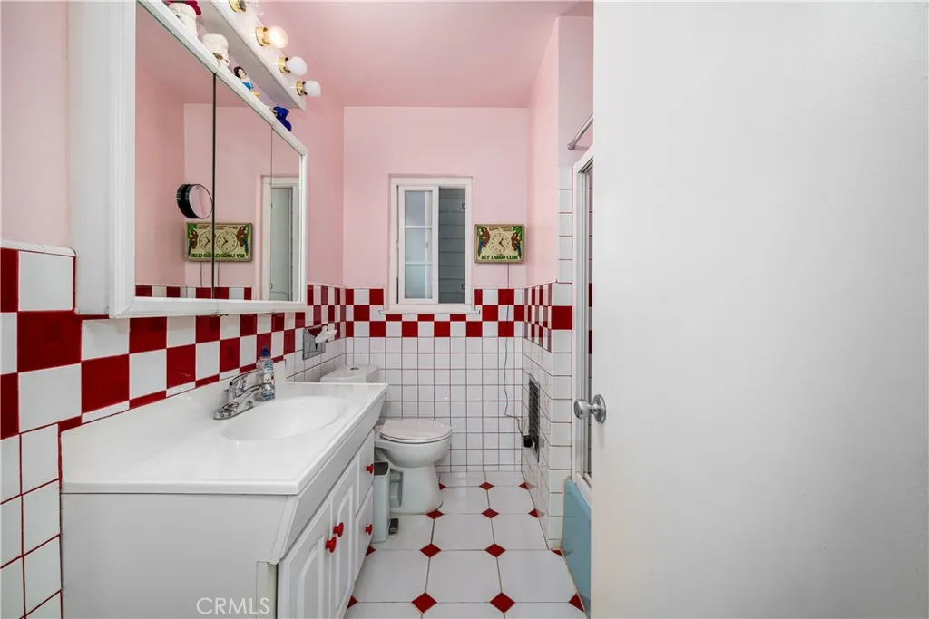 * Custom Tile *