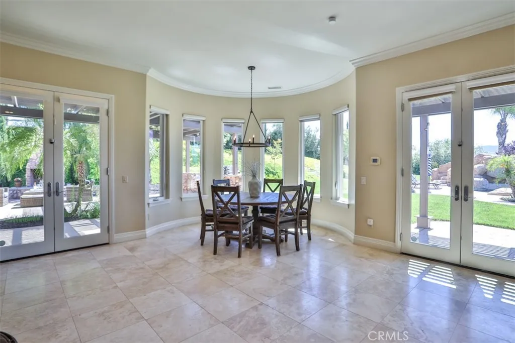 Breakfast Nook