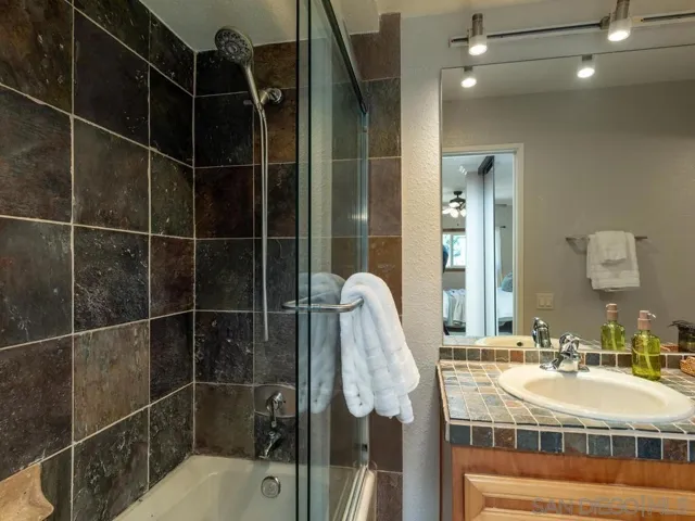 917 Torrance 19, San Diego, California 92103