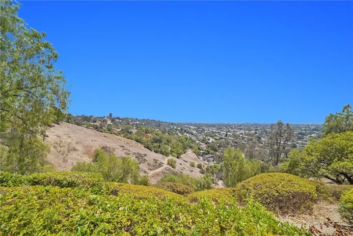 1632 Via Estrella, Pomona, California 91768