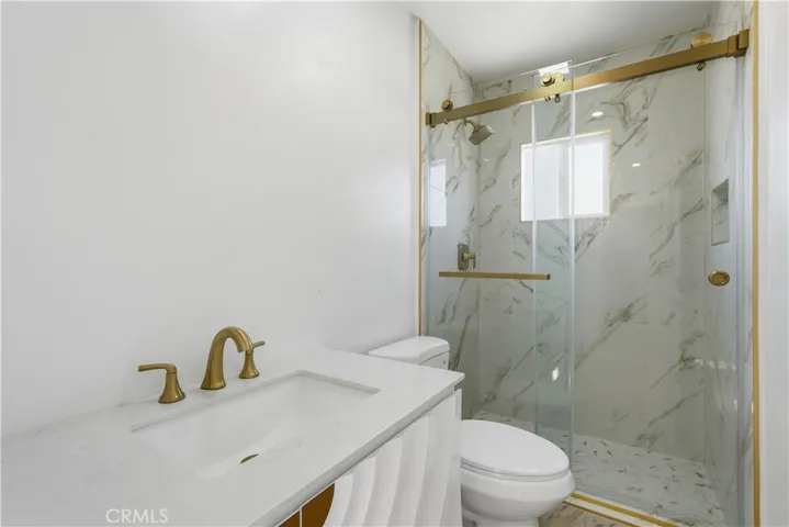 1205 Cole, Los Angeles, California 90038