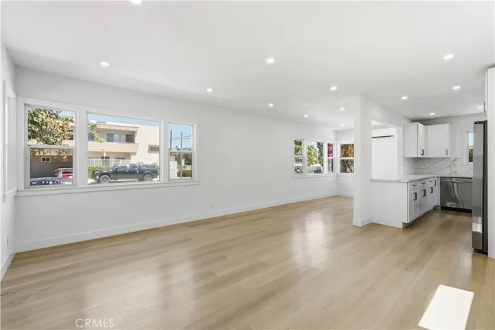 1205 Cole, Los Angeles, California 90038