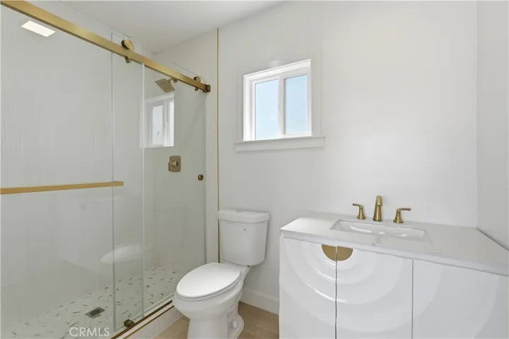 1205 Cole, Los Angeles, California 90038