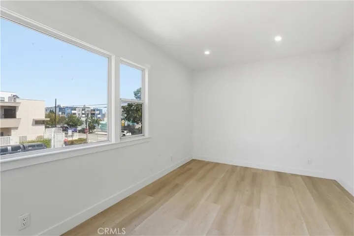 1205 Cole, Los Angeles, California 90038