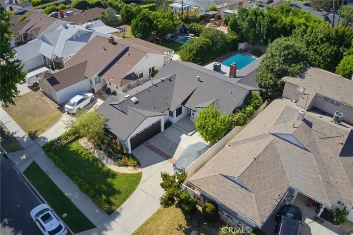 13547 Bessemer Street, Valley Glen, California 91401