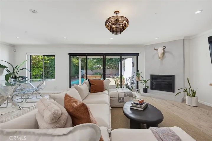 13547 Bessemer Street, Valley Glen, California 91401