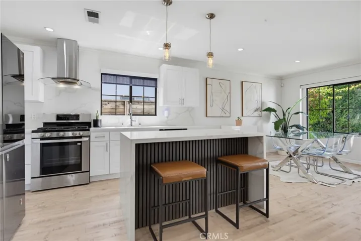 13547 Bessemer Street, Valley Glen, California 91401