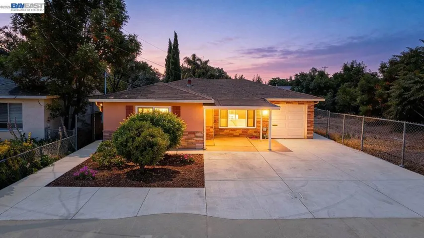 33327 2nd St, Union City, California 94587