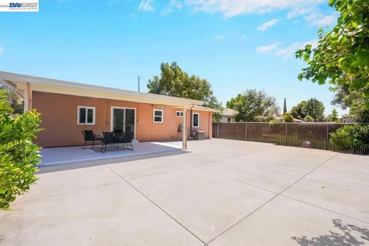 33327 2nd St, Union City, California 94587