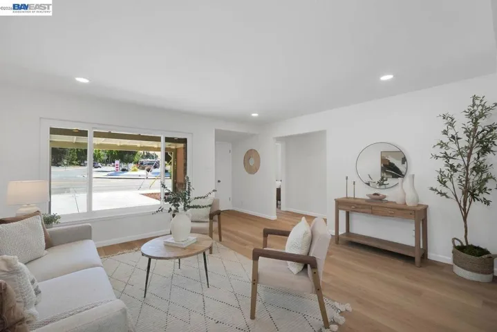 33327 2nd St, Union City, California 94587