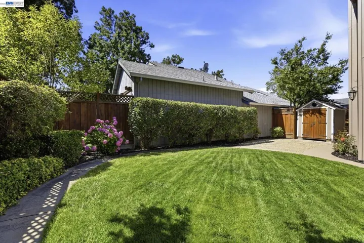 3711 Kamp Dr, Pleasanton, California 94588