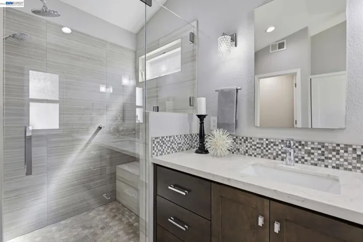 3711 Kamp Dr, Pleasanton, California 94588