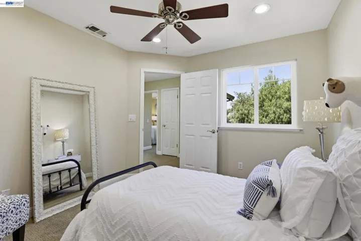 3711 Kamp Dr, Pleasanton, California 94588