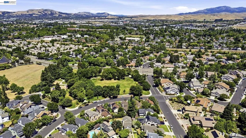 3711 Kamp Dr, Pleasanton, California 94588