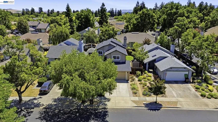 3711 Kamp Dr, Pleasanton, California 94588
