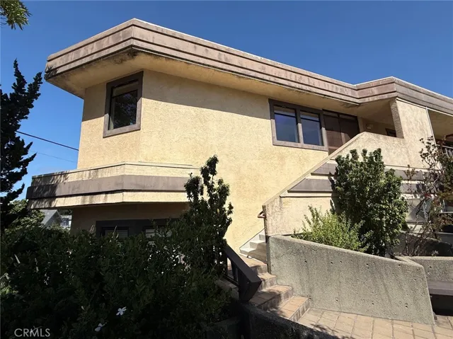 2040 Broad, San Luis Obispo, California 93401