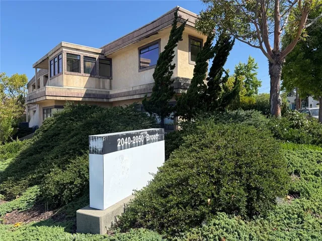 2040 Broad, San Luis Obispo, California 93401