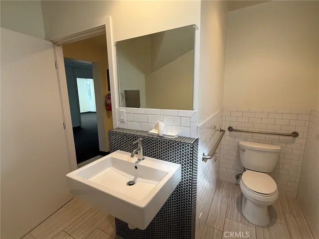 2040 Broad, San Luis Obispo, California 93401