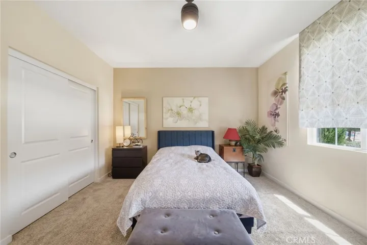 1198 Venice, Mentone, California 92359
