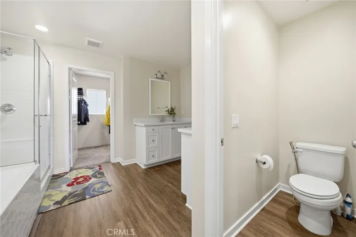 1198 Venice, Mentone, California 92359