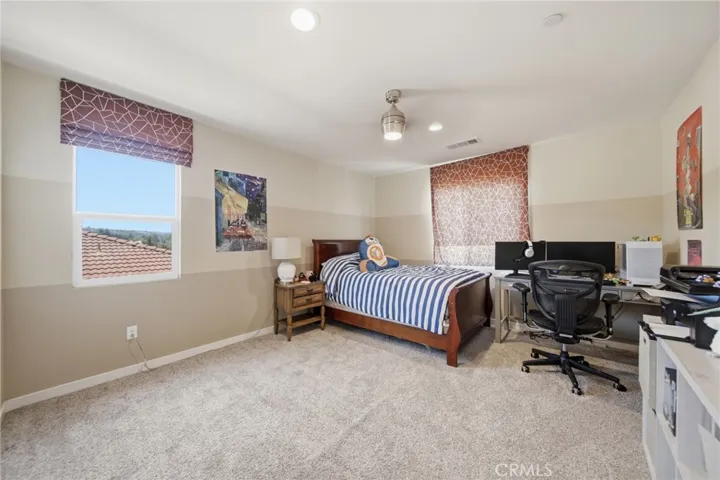 1198 Venice, Mentone, California 92359