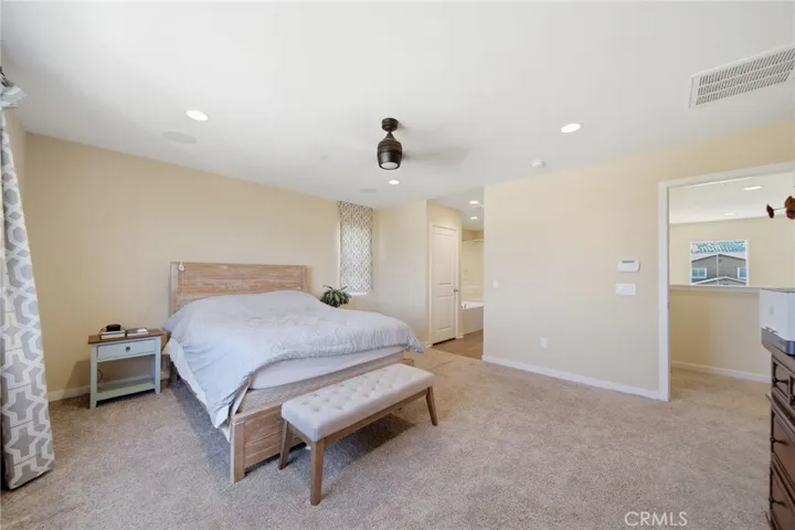 1198 Venice, Mentone, California 92359