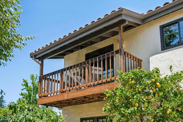 170 Grand Street, Redwood City, California 94062