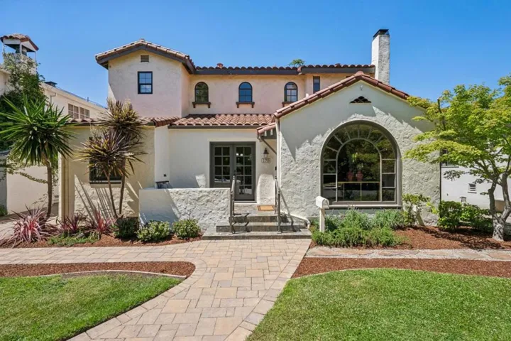 170 Grand Street, Redwood City, California 94062