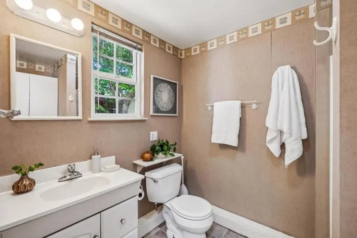 170 Grand Street, Redwood City, California 94062