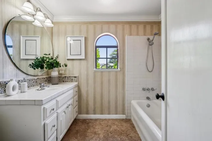 170 Grand Street, Redwood City, California 94062