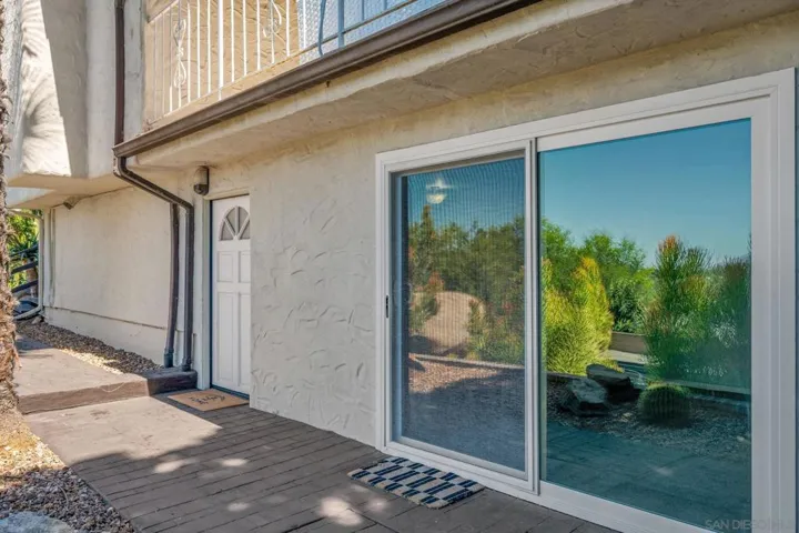1389 Merritt Dr, El Cajon, California 92020