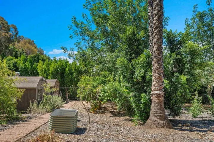 1389 Merritt Dr, El Cajon, California 92020