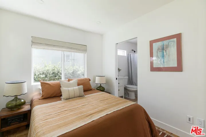 4437 Lockwood Avenue, Los Angeles, California 90029