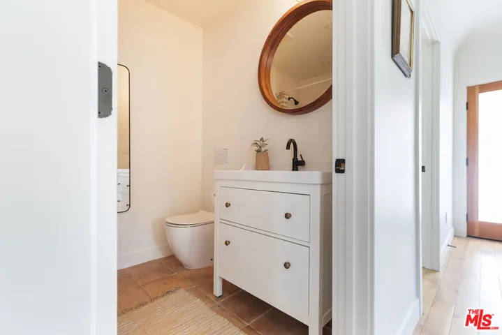 4437 Lockwood Avenue, Los Angeles, California 90029