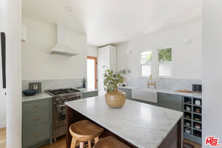 4437 Lockwood Avenue, Los Angeles, California 90029