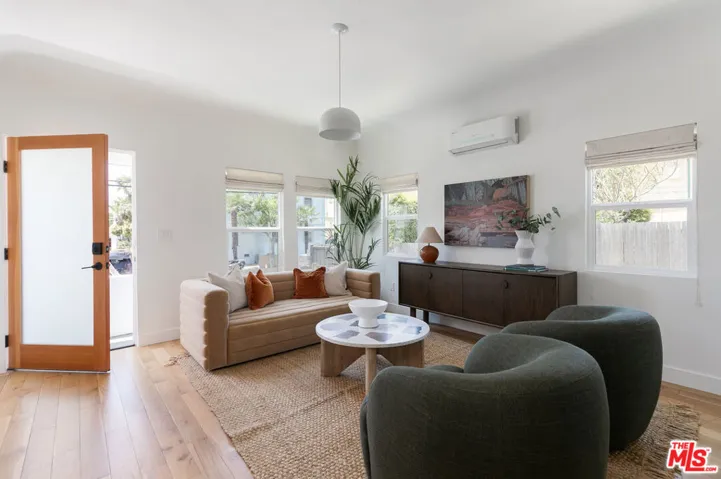 4437 Lockwood Avenue, Los Angeles, California 90029