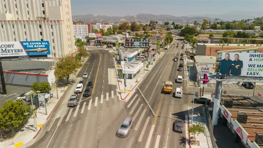 3615 Beverly Boulevard, Los Angeles, California 90004