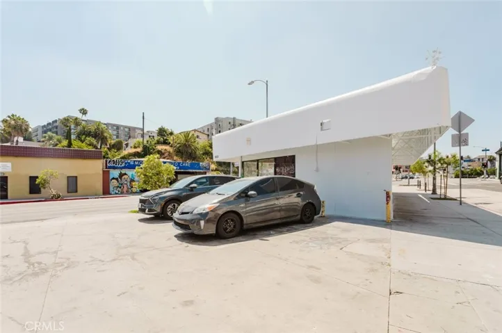 3615 Beverly Boulevard, Los Angeles, California 90004