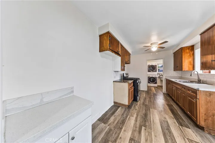 6943 Nagle Avenue, North Hollywood, California 91605
