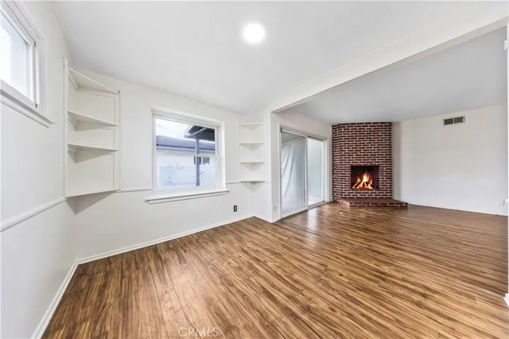6943 Nagle Avenue, North Hollywood, California 91605