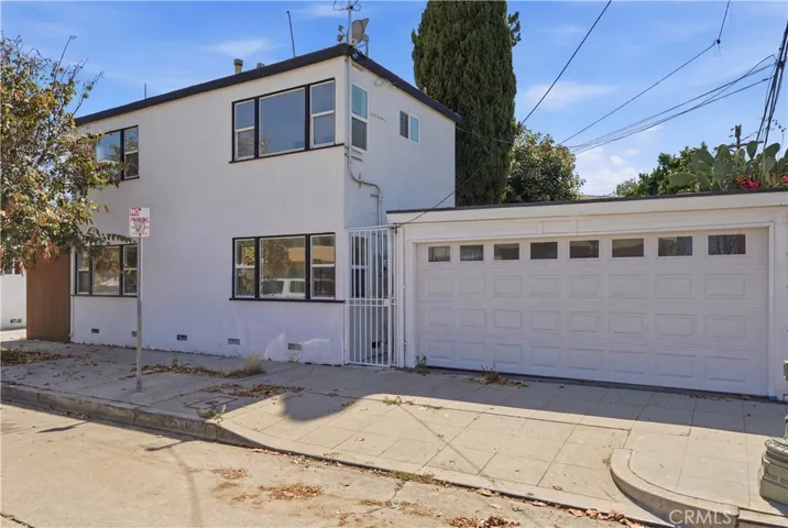 1211 Cole, Los Angeles, California 90038