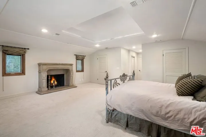 105 N Glenroy Avenue, Los Angeles, California 90049