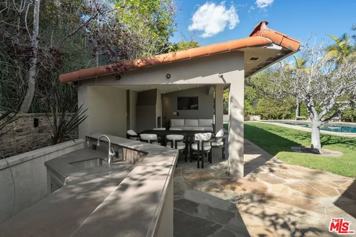 105 N Glenroy Avenue, Los Angeles, California 90049
