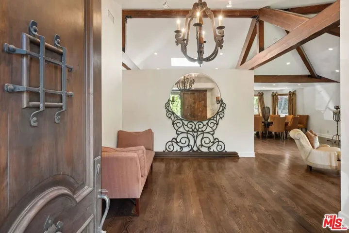 105 N Glenroy Avenue, Los Angeles, California 90049
