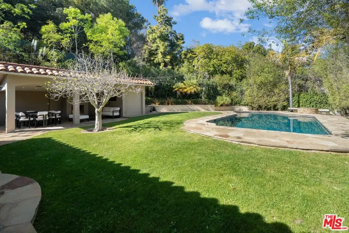 105 N Glenroy Avenue, Los Angeles, California 90049
