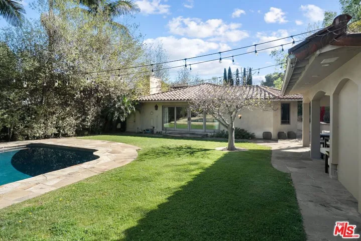 105 N Glenroy Avenue, Los Angeles, California 90049