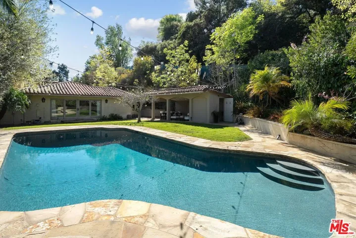 105 N Glenroy Avenue, Los Angeles, California 90049