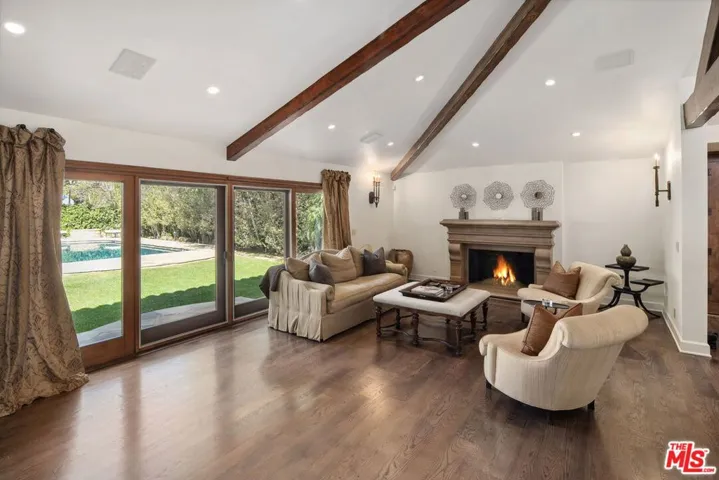 105 N Glenroy Avenue, Los Angeles, California 90049